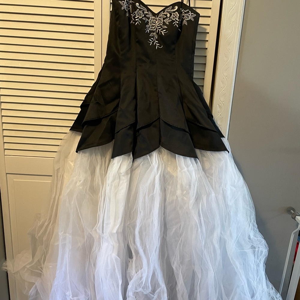 Black and white Ballgown, prom dress.